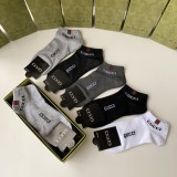 【限定】グッチ 激安通販 の新作中短タイプスタッズソックス