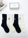 新作 シャネル n級品 の定番アルファベットロゴ純綿中ストッキングスタッズソックス