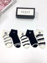 累積売上総額第１位！グッチ 激安通販 クラシックアルファベットロゴコットンショートソックス