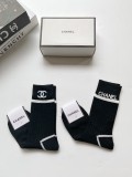 稀少 シャネル n級品 アルファベットロゴコットンミッドソックス