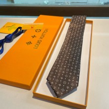 入手困難 ルイヴィトン コピーおすすめ 精緻なロゴジャカード