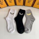 高品質 フェンディ 激安通販 の新作定番ミディアムアクセサリーソックススタッズソックス
