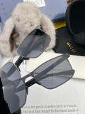 使い勝手良し グッチ コピーおすすめ 男性モデル眩しいパイロット偏光サングラス2色