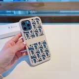 新作 ディオール n級品 新モデル独自の透かし彫りデザイン全ケース携帯ケース