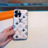 稀少 ルイヴィトン n級品 スマートフォンケースエアクッション圧印全バッグ側ケース