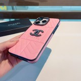 新作 シャネル スーパーコピー モデル菱格子エンボス携帯ケース