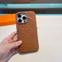 大人気ルイヴィトン スーパーコピー Lv新型携帯ケース半包突孔カメラケース