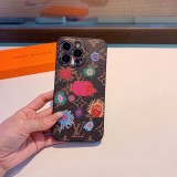 高品質 ルイヴィトン 激安通販 Lv草間弥生シリーズ精孔全包携帯ケースLvエンボス携帯ケース