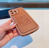超奇跡の入荷☆ ロエベ 偽物通販 圧印貼皮全包携帯ケース