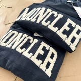 【限定】 モンクレール 激安通販 24 FWタオル生地の胸元刺繍下地長袖丸首衛衣の男女同型