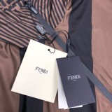 【話題商品！】フェンディ激安偽物 秋冬の厚手のパーカージャケット