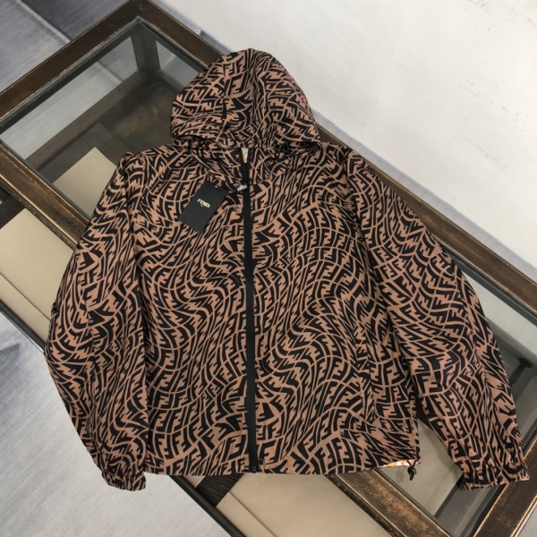 【限定】 フェンディ スーパーコピー 秋冬の厚手のパーカージャケット