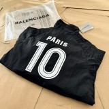超奇跡の入荷☆ バレンシアガ コピー 24マンチェスター・ユナイテッドサッカージャージコート