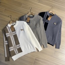 入手困難 バーバリー 激安通販 2024秋冬メンズコーナー新作チェックのクルーネックパッチワークセーター3色
