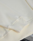 使い勝手良し グッチ スーパーコピー 24 ss新作赤と青のストライプベルトロゴプリントモーゼルラウンドネックセーター