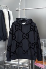 【限定】グッチ 激安偽物 24 FWクラシックブラックダブルGフロックプリントのフードコート
