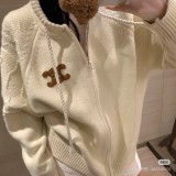 使い勝手良し セリーヌ n級品 刺繍革のロゴ入りフードカーディガン