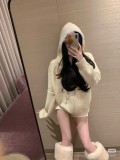 使い勝手良し セリーヌ n級品 刺繍革のロゴ入りフードカーディガン