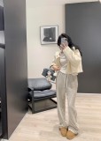 累積売上総額第１位！セリーヌ コピーおすすめ ストライプのカジュアルパンツ
