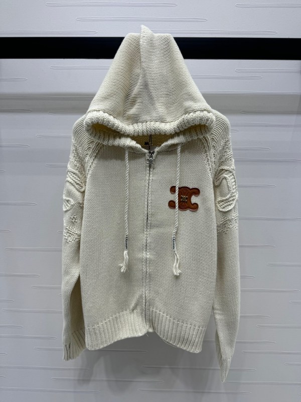 使い勝手良し セリーヌ n級品 刺繍革のロゴ入りフードカーディガン