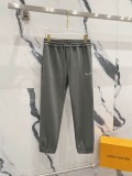日本未入荷 ディオール 偽物通販 の前後にシルバーのアルファベットのシンプルな刺繍🪡LOGOロゴ長ズボン