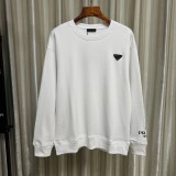 日本未入荷  プラダ 偽物通販 2024秋冬新作メタル三角標刺繍ラウンドネックパーカー下着