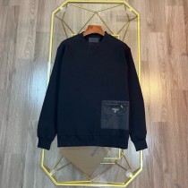 追跡付 プラダ n級品 メタル三角ポケット丸首パーカー2色