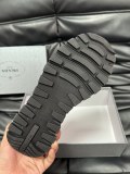 追跡付 プラダ 激安通販 24ssメンズの厚底スニーカーは