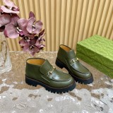 稀少 グッチ 偽物通販 ​サドルボタンハイカットカジュアルショートブーツ