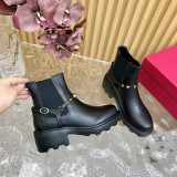 累積売上総額第１位！ ヴァレンティノ コピーおすすめ ​厚底リベットチェルシーショートブーツ