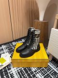 一目惚れ♪ フェンディ コピー バージョンのマーチンブーツ秋冬シリーズ