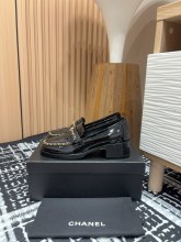 【話題商品！】シャネル 激安通販 秋冬ちゃんは皮チェーンの楽福靴
