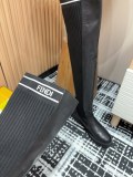 追跡付 フェンディ 激安偽物 バージョンのマーチンブーツ秋冬シリーズ