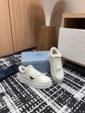稀少 プラダ コピー 24 Ssウールの厚底ストラップカジュアルシューズ