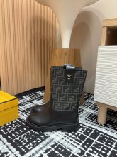 累積売上総額第１位！フェンディ  コピーオールドフラワーファブリックショートブーツ