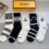 【限定】フェンディ 激安偽物 ふくらはぎの靴下