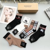 ★超人気 バーバリー n級品 のパグ中筒靴下