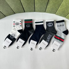 追跡付 グッチ コピーおすすめ ミドル丈スタッズソックス