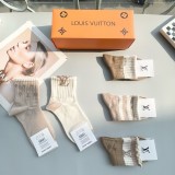 日本未入荷 ルイヴィトン スーパーコピー 爆金中筒靴下高いバージョン