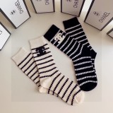 使い勝手良し シャネル スーパーコピー カシミヤソックスミディアムミニ香香スタッズソックスソックス