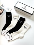 一目惚れ♪ シャネル n級品 クラシックダブルCアルファベットロゴコットンミッドソックスふくらはぎソックス
