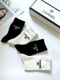 一目惚れ♪ シャネル n級品 クラシックダブルCアルファベットロゴコットンミッドソックスふくらはぎソックス