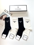 一目惚れ♪ シャネル n級品 クラシックダブルCアルファベットロゴコットンミッドソックスふくらはぎソックス