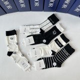 【限定】 ディオール コピーおすすめ ミディアムスタッズソックス