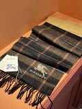 入手困難 バーバリー n級品 カップル用マフラー