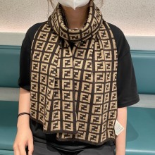超奇跡の入荷☆ フェンティ コピーおすすめ カップルスタイルマフラー