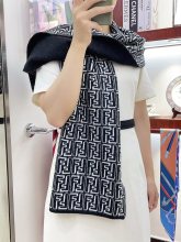 日本未入荷 フェンティ コピー メンズマフラー