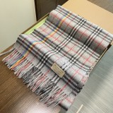 超奇跡の入荷☆ バーバリー n級品 カップルモデルマフラー