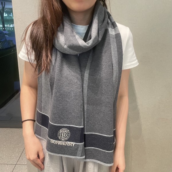 日本未入荷 バーバリー 偽物通販 トップカシミアマフラー