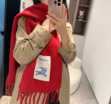 追跡付 バーバリー n級品 馬海毛マフラー